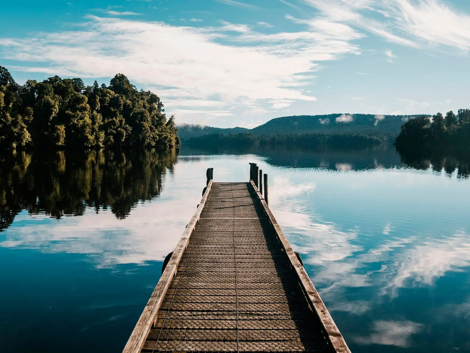 Lake pier in New Zeland jigsaw puzzle