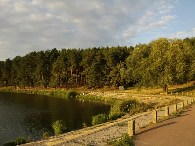 The Strizhen River, Yalivshchyna, Chernihiv, Ukraine jigsaw puzzle
