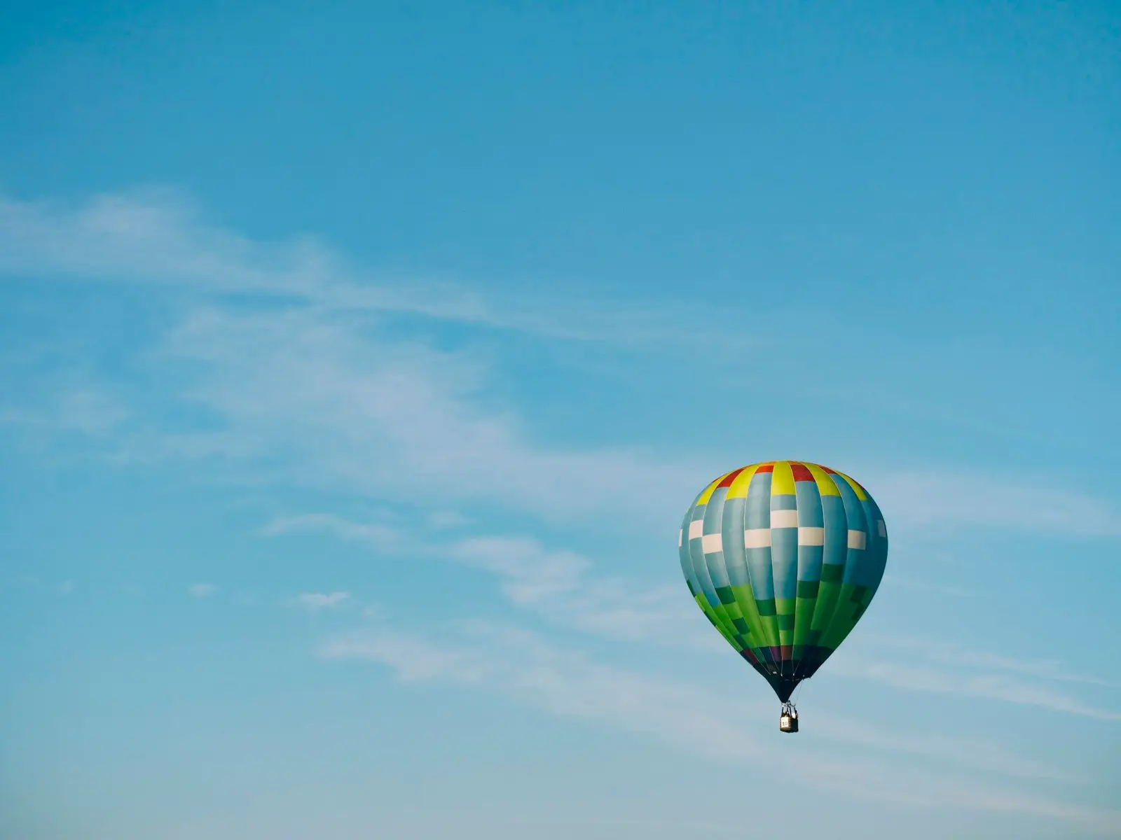 Colorful hot air balloon in flight jigsaw puzzle