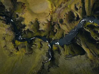 Fjaðrárgljúfur from above jigsaw puzzle
